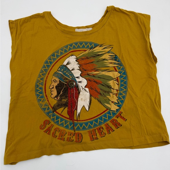 Forever 21 Tops - Forever 21 Mustard Graphic Crop Tee with Teal Accents